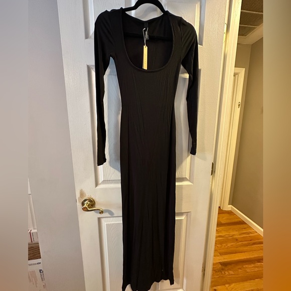 NWT Skims ribbed fits everybody soft lounge long sleeve dress - onyx black - Picture 6 of 11